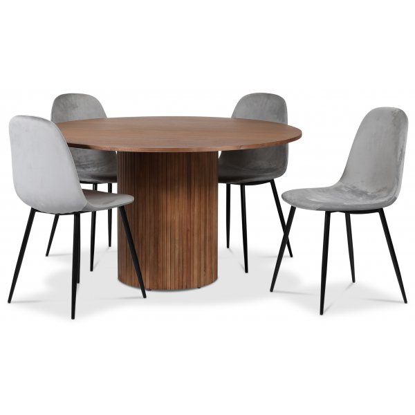 Pose matgrupp: Bord 130 cm inklusive 4 st carisma stolar - Valnt