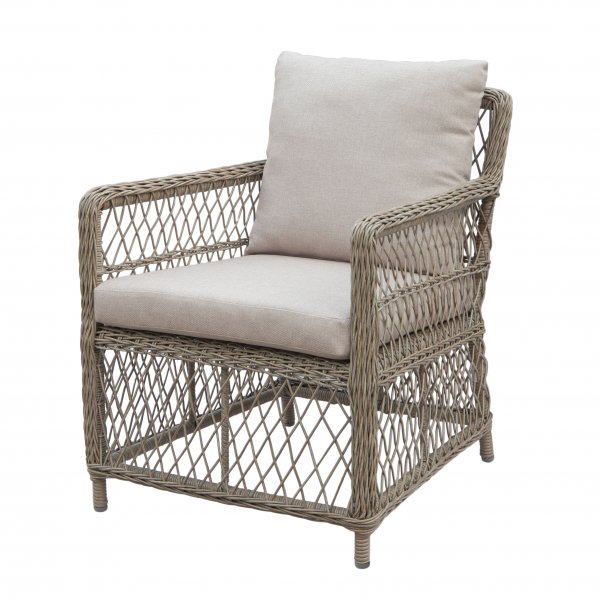 Utegrupp; soffa med två fåtöljer och bord Utegrupp; soffa med två fåtöljer och bord