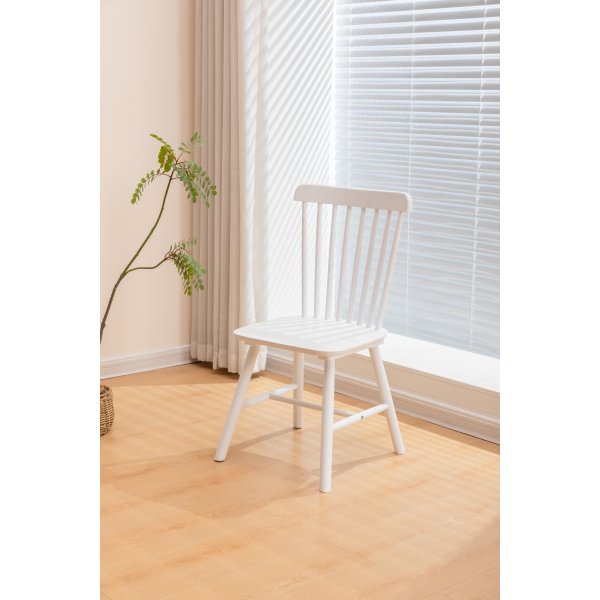 Agda vit pinnstol Agda vit pinnstol