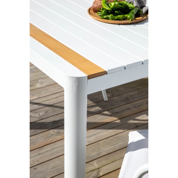 Togo utematgrupp med 6 st Alina stolar - Teak/Vit Togo utematgrupp med 6 st Alina stolar - Teak/Vit