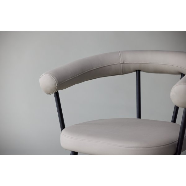 Vsters x Josefin Lustig karmstol - Off-white/svart