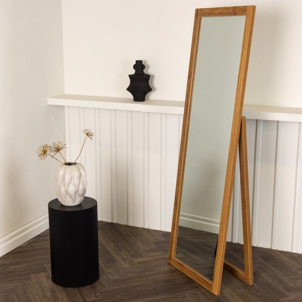 Sebring spegel - Valnöt Sebring spegel - Valnöt