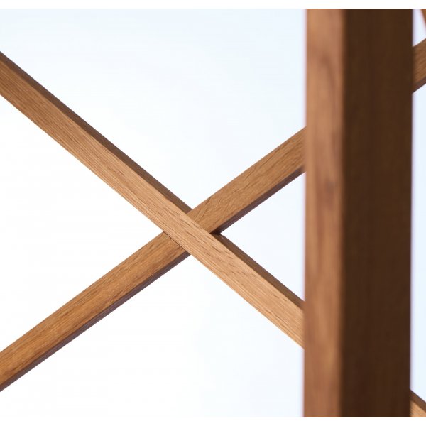 X-bokhylla i oljad ek H 198 cm X-bokhylla i oljad ek H 198 cm