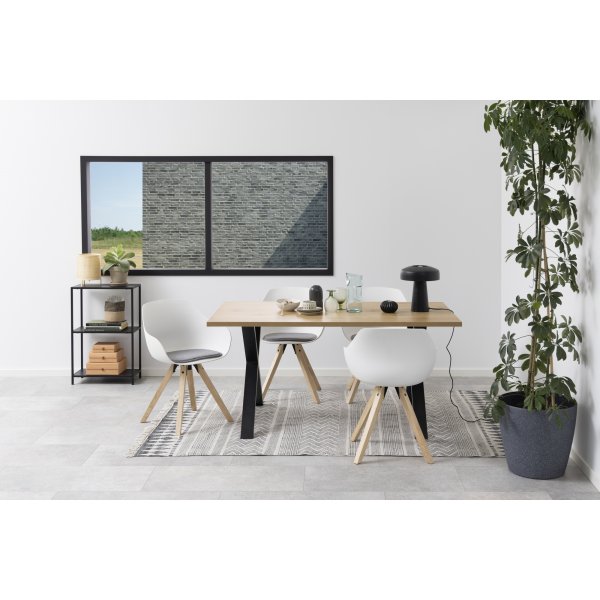 Tina karmstol - Grå/ek Tina karmstol - Grå/ek