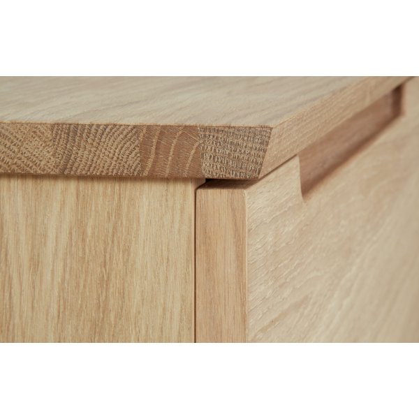 Nordli skänk - Vitoljad ek Nordli skänk - Vitoljad ek