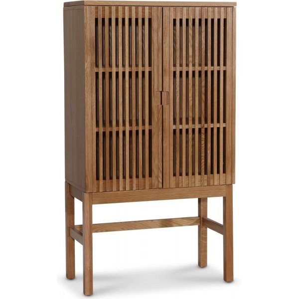 Level skåp med dörrar i ribbor - Ek Level skåp med dörrar i ribbor - Ek