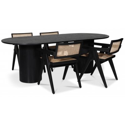Nova matgrupp; ovalt matbord, svartbetsad ek + 4 st Strömsberg karmstolar svart/rotting