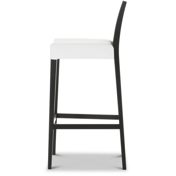 Leona Barstol 82 - Valfri färg på klädsel och stomme Leona Barstol 82 - Valfri färg på klädsel och stomme