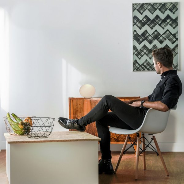 Globus bordslampa Ø18 cm - Opalvit Globus bordslampa Ø18 cm - Opalvit