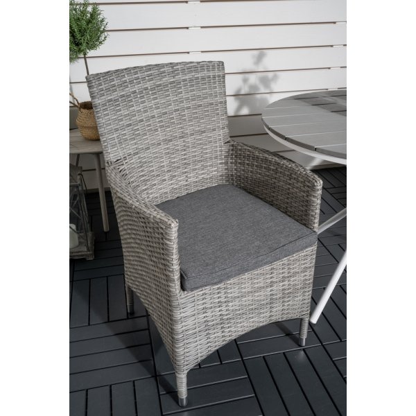 Parma utematgrupp med 2 st Malin stolar - Grå/Vit Parma utematgrupp med 2 st Malin stolar - Grå/Vit