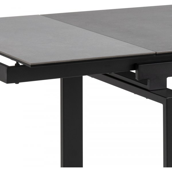 Huddersfield matbord 120-200 cm - Svart Huddersfield matbord 120-200 cm - Svart