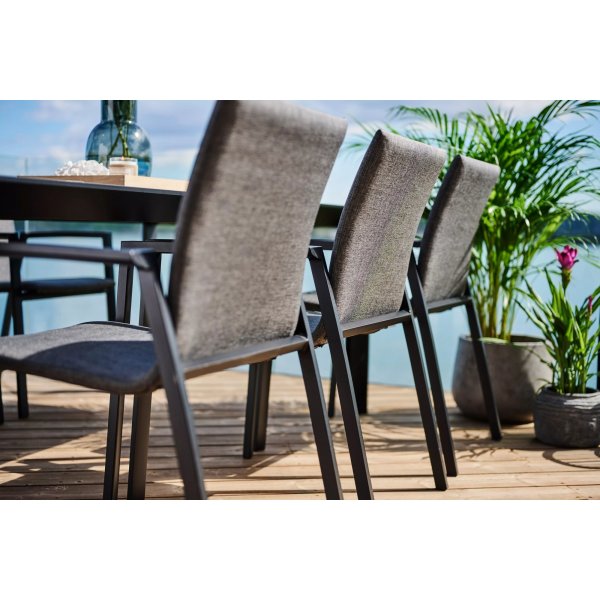 Chaise de salle à manger large - Noir + Détachant pour meubles Chaise de salle à manger large - Noir + Détachant pour meubles