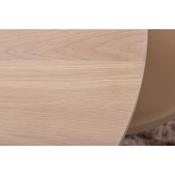 Bianca Matgrupp runt vitputsat matbord med 4 st Velvet beige stolar