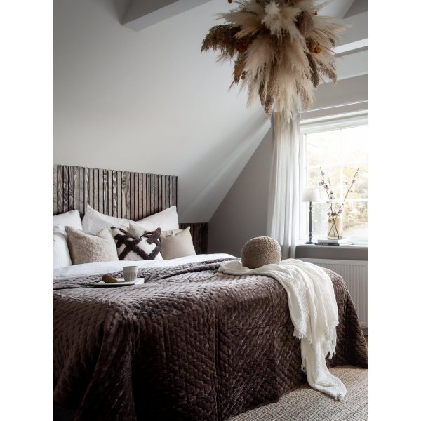 Couvre-lit Cia double 260 x 260 cm - Velours marron foncé Couvre-lit Cia double 260 x 260 cm - Velours marron foncé