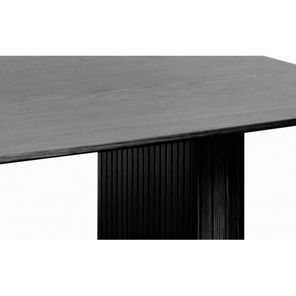 Table à manger Nola 190 x 100 cm - Noir Table à manger Nola 190 x 100 cm - Noir