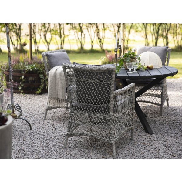 Utegrupp Provence: Scottsdale runt svart matbord Ø112 cm inklusive 4 st Provence karmstolar i grå konstrotting Utegrupp Provence: Scottsdale runt svart matbord Ø112 cm inklusive 4 st Provence karmstolar i grå konstrotting