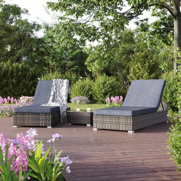 Solsängar 2 st med bord - Astrid Solsängar 2 st med bord - Astrid