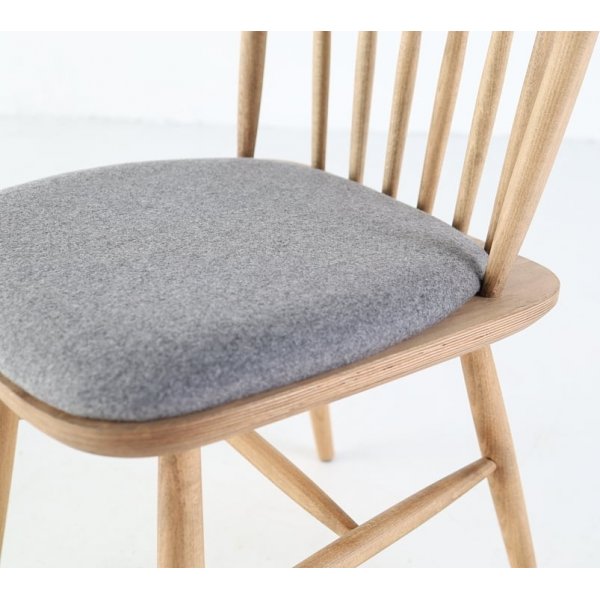 Chaise de salle à manger Wand - Couleur optionnelle du cadre et du rembourrage Chaise de salle à manger Wand - Couleur optionnelle du cadre et du rembourrage