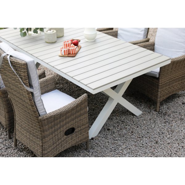 Table de groupe d'extérieur Lysekil avec 6 chaises pliantes Table de groupe d'extérieur Lysekil avec 6 chaises pliantes