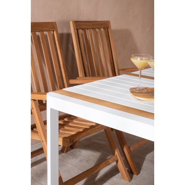 Togo utematgrupp med 4 st Kenya stolar - Teak/Vit Togo utematgrupp med 4 st Kenya stolar - Teak/Vit