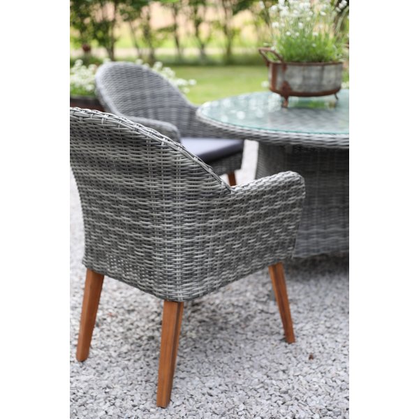 Jacksonville utematgrupp; 110 cm runt bord inkl 4 st Valetta fåtöljer grå konstrotting Jacksonville utematgrupp; 110 cm runt bord inkl 4 st Valetta fåtöljer grå konstrotting