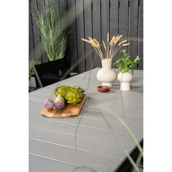 Levels utematgrupp med 6 st Santorini stolar - Svart/Grå Levels utematgrupp med 6 st Santorini stolar - Svart/Grå