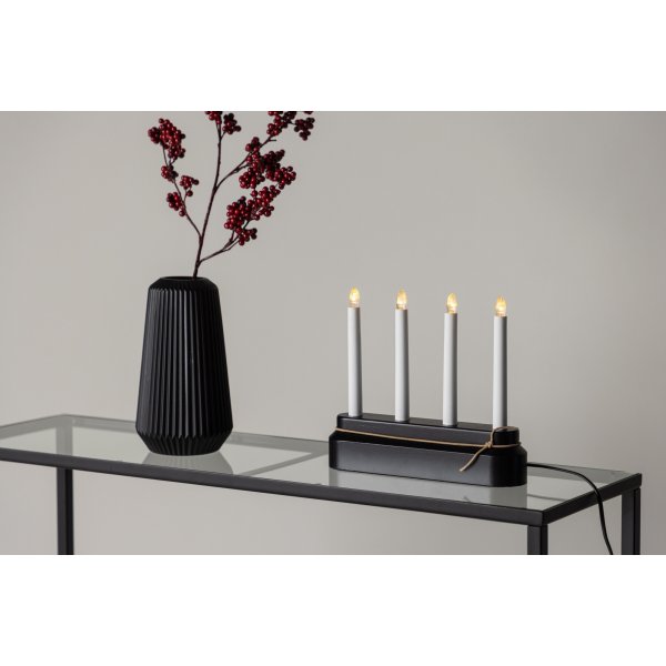 Näsfjället ljusstake - Svart/Vit Näsfjället ljusstake - Svart/Vit