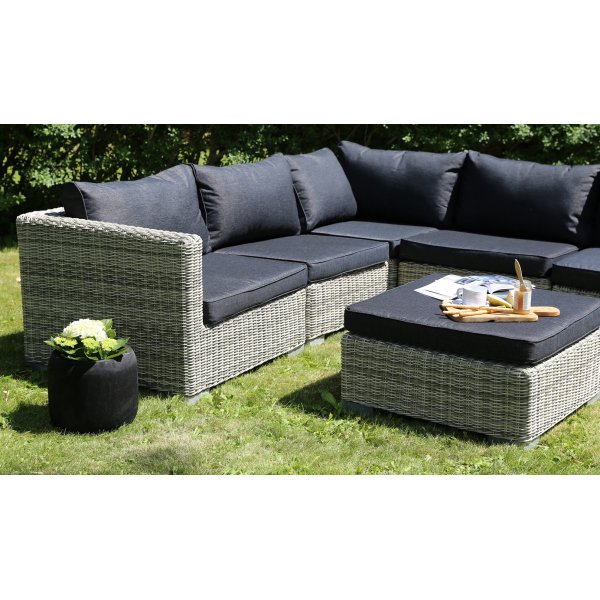 Dallas utegrupp hrnsoffa med ftlj och bord/fotpall - Ljusgr konstrotting