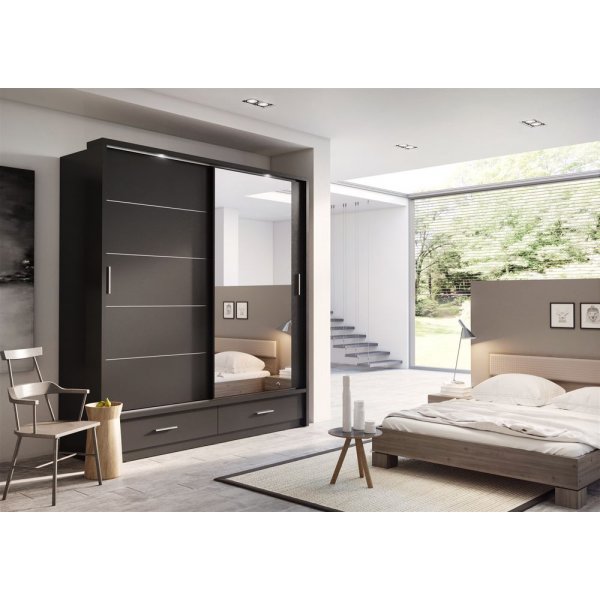 Armoire Mervyn noire 200x215 cm portes coulissantes