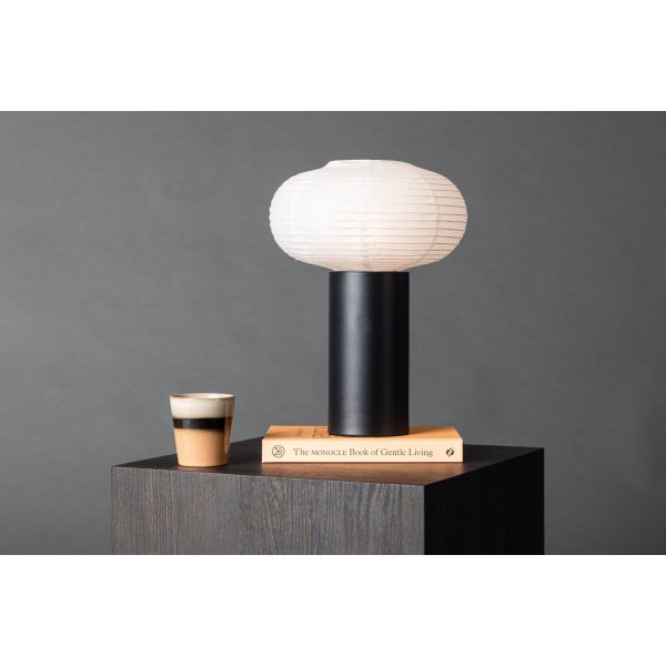 Hovfjället bordslampa - Svart/Vit Hovfjället bordslampa - Svart/Vit