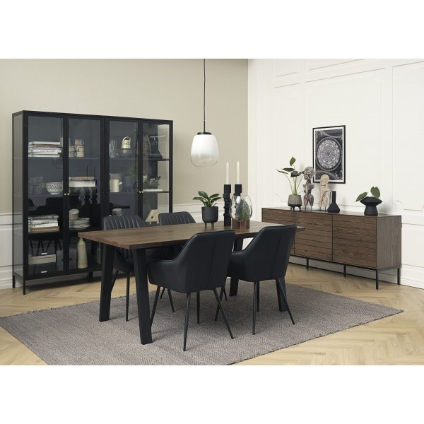 Buffet Inez en chêne huilé marron - largeur 180 cm Buffet Inez en chêne huilé marron - largeur 180 cm