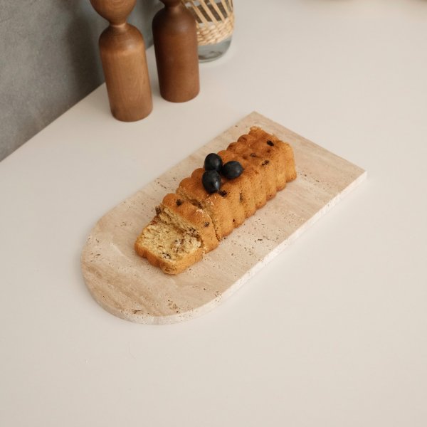 Bricka i beige Travertinmarmor Bricka i beige Travertinmarmor