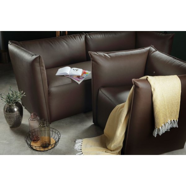 Dyvik clubfåtölj - Valfri färg och tyg Dyvik clubfåtölj - Valfri färg och tyg