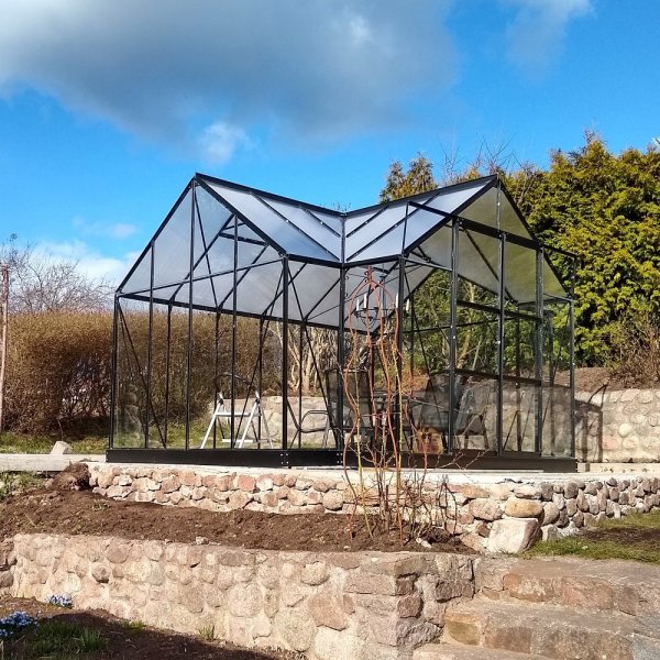 Växthus Triton 10,2 m² - svart + Växthus Triton 10,2 m² - svart +