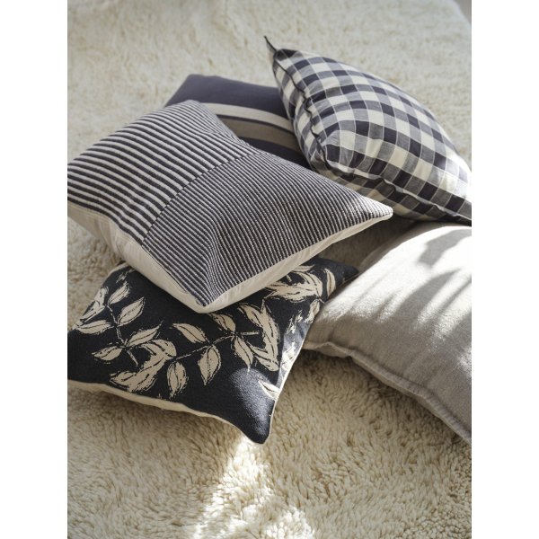 Annie kuddfodral 45 x 45 cm - Asfalt Annie kuddfodral 45 x 45 cm - Asfalt