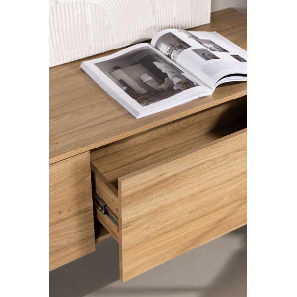 Frihamn TV-bänk - Ek Frihamn TV-bänk - Ek