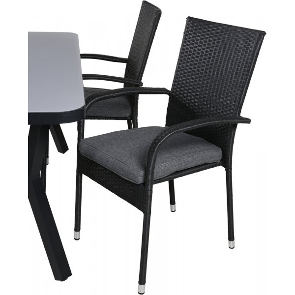 Virya utematgrupp med 4 st Anna stolar - Svart/Grå Virya utematgrupp med 4 st Anna stolar - Svart/Grå