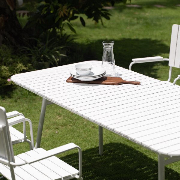 Holmsund matgrupp; bord 180x80 cm med 6 st karmstolar - vit