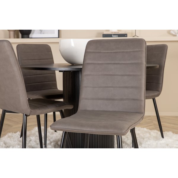 Bianca Matgrupp runt svart matbord med 4 st Windu Lyx grå stolar Bianca Matgrupp runt svart matbord med 4 st Windu Lyx grå stolar