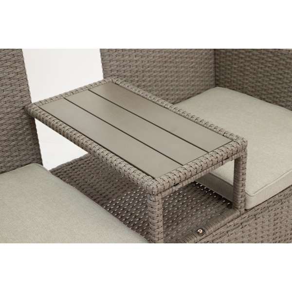 Utesoffa / Duosoffa i beige rotting Utesoffa / Duosoffa i beige rotting