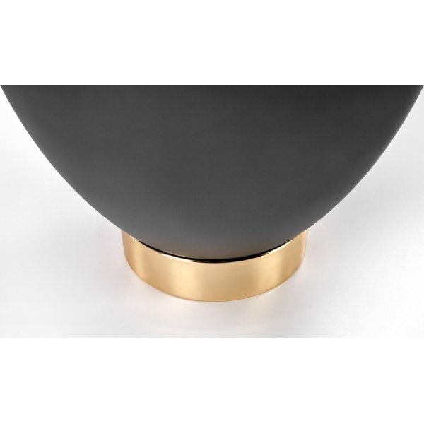 Table basse ronde Cecilia en marbre et détails dorés Table basse ronde Cecilia en marbre et détails dorés