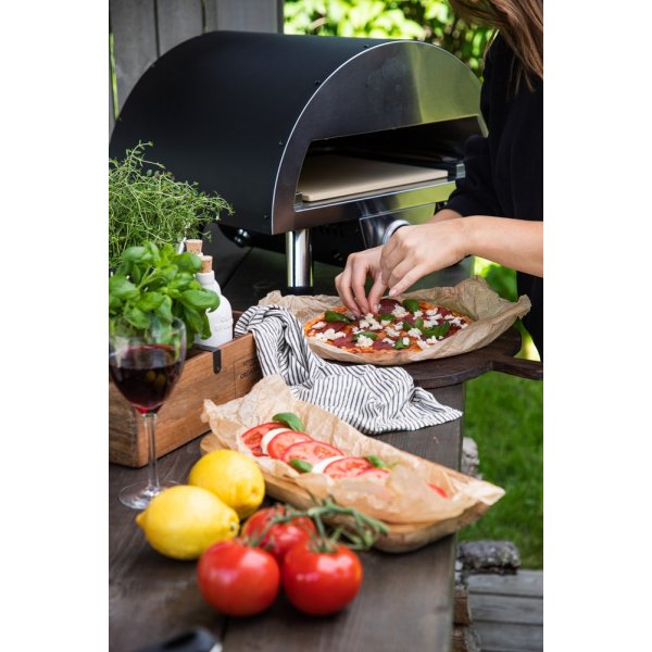 Four  pizza Sentosa - Noir