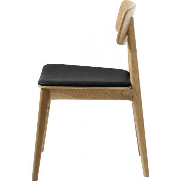 Chaise de salle à manger Kleppen en chêne huilé avec PU noir Chaise de salle à manger Kleppen en chêne huilé avec PU noir