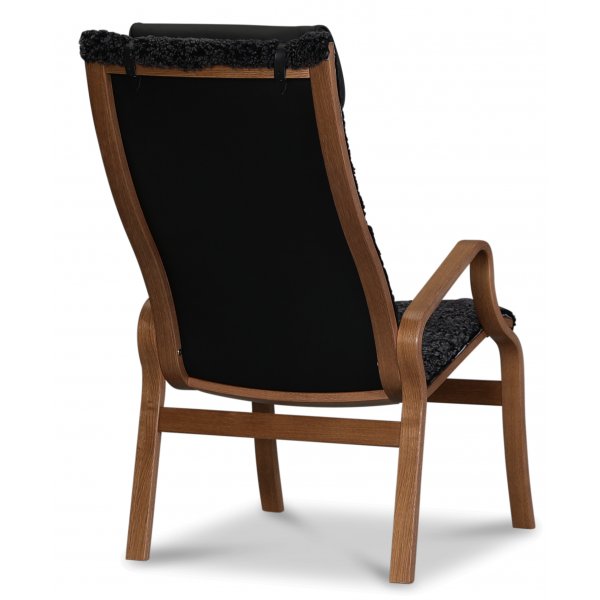 Lammet fåtölj i fårskinn scandinavian dark grey - Brunbetsad ek Lammet fåtölj i fårskinn scandinavian dark grey - Brunbetsad ek