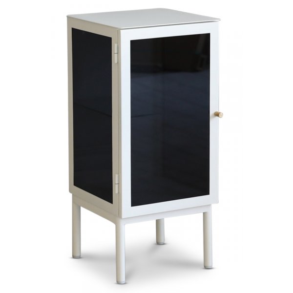 Revel vitt sngbord 75 cm med vnster hngd drr + Textilrengring fr mbler