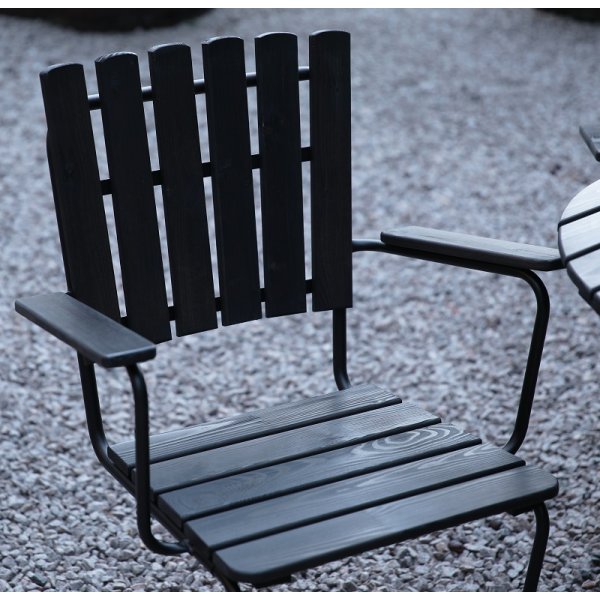 Groupe de salle à manger Vaxholm en acier à ressorts (produit en Europe) en bois noir avec cadre noir + Détachant pour meubles Groupe de salle à manger Vaxholm en acier à ressorts (produit en Europe) en bois noir avec cadre noir + Détachant pour meubles