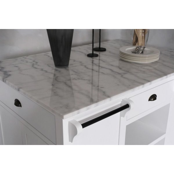 Heritage köksö med vit marmorskiva Heritage köksö med vit marmorskiva