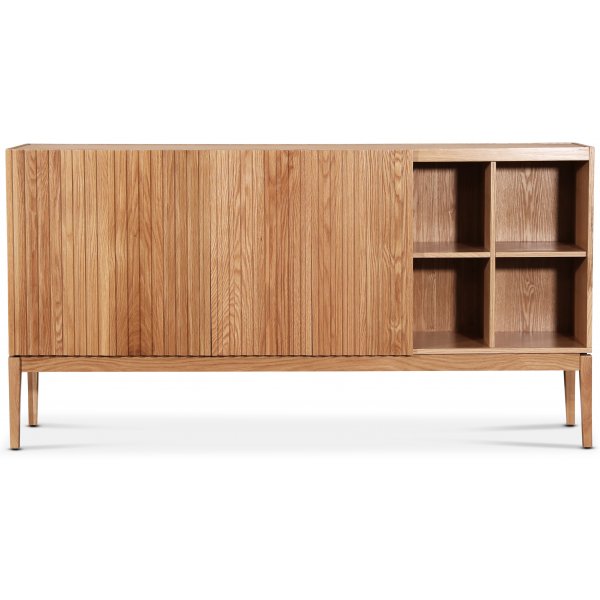 Nova sideboard med skjutdörrar - Oljad ek Nova sideboard med skjutdörrar - Oljad ek