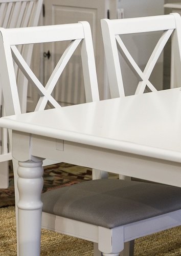 Herrgård matbord antikvitt 180x100 cm Herrgård matbord antikvitt 180x100 cm