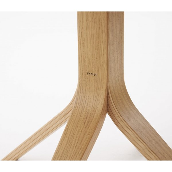 Hey matbord 80 x 80 cm - Valfri färg Hey matbord 80 x 80 cm - Valfri färg